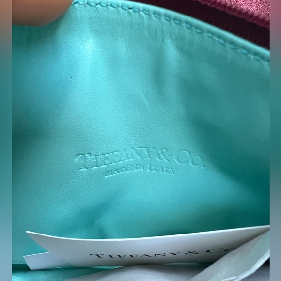 🔴Authentic TIFFANY & CO Reservable Leather &Sued Ruby Red and Rustic Red Bag🔴 - Picture 6 of 16